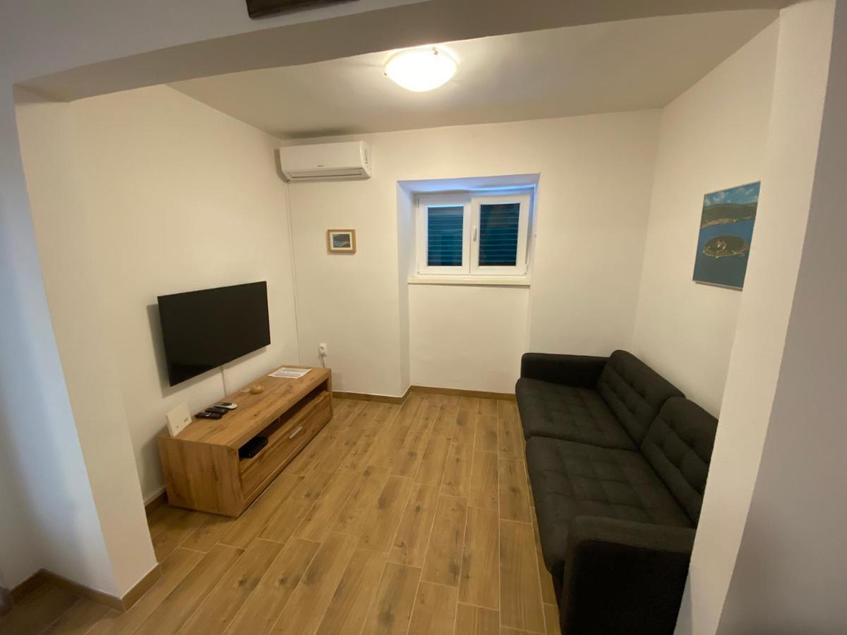 Holiday Home Olea Punat Esterno foto